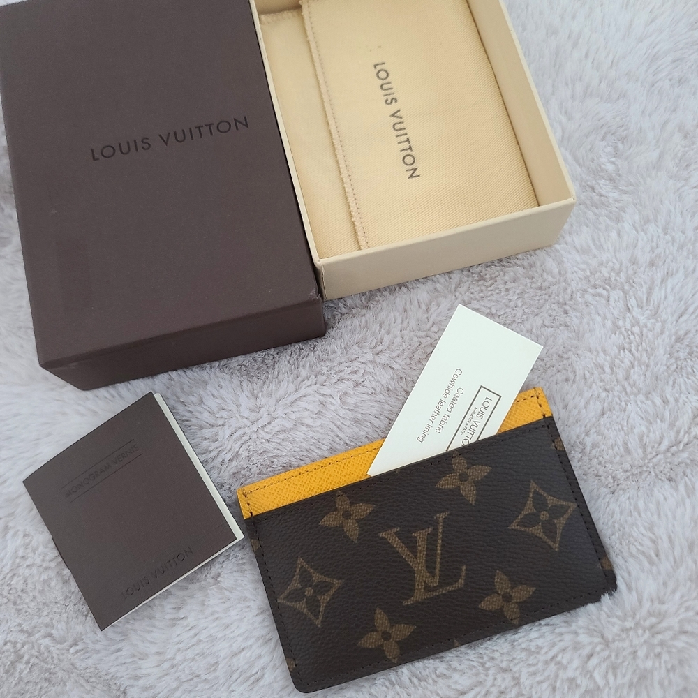 Louis Vuitton monogram mimosa card holder
